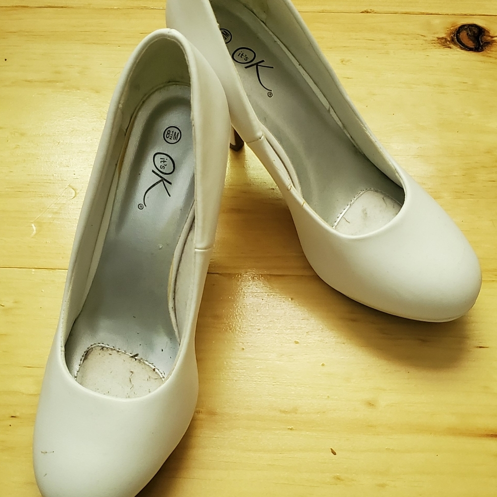White high heels size 8.5M